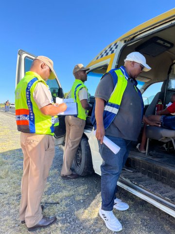 Inter - Provincial K78 Roadblock operation between NC & FS provinces 